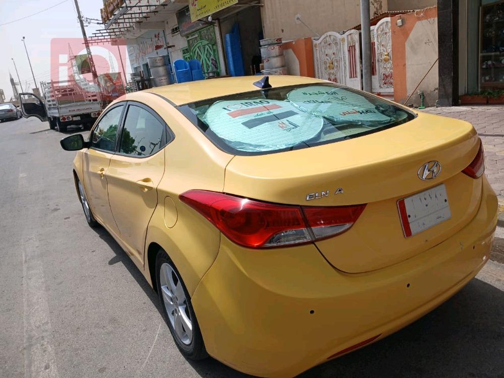 هیوندای ئەلەنترا